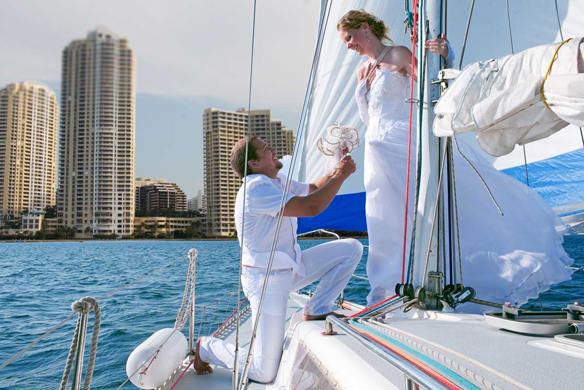 Wedding-on-a-Yacht-with-miami-skyline